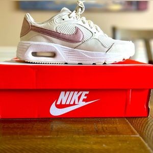 Nike Women's Air Max SC Shoes